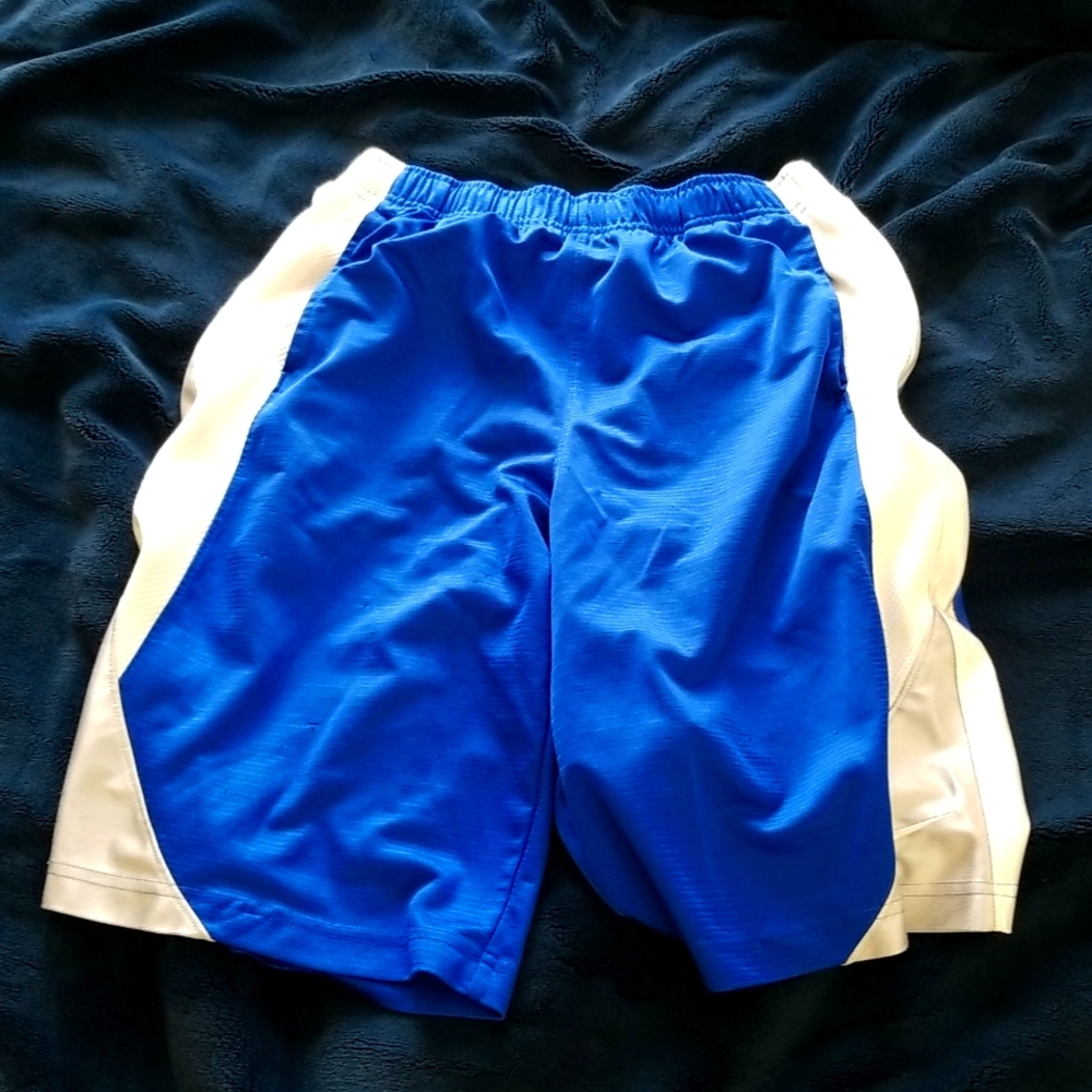 Nike XL youth basketball/workout shorts